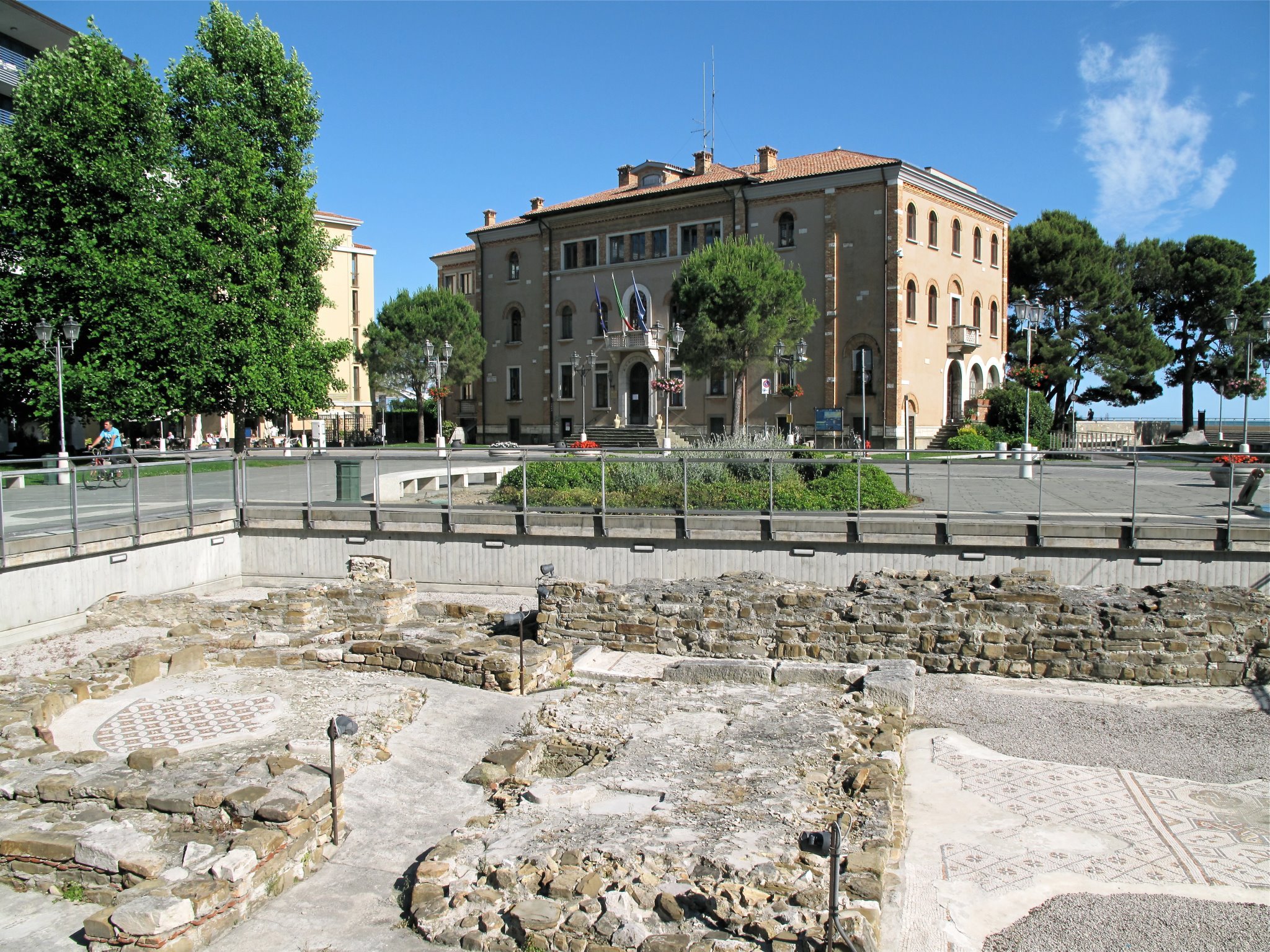 Immagine per Grado, opposizione sul piede di guerra per gli appuntamenti estivi ma Borsatti si difende